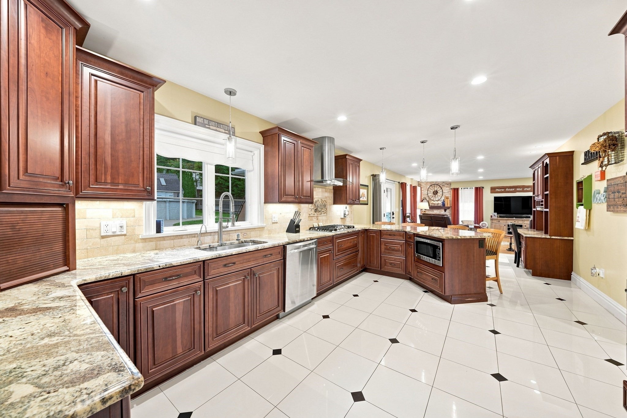 5 Dell Ave, Wakefield, MA, 5 Dell Ave, Wakefield, MA Photo #12