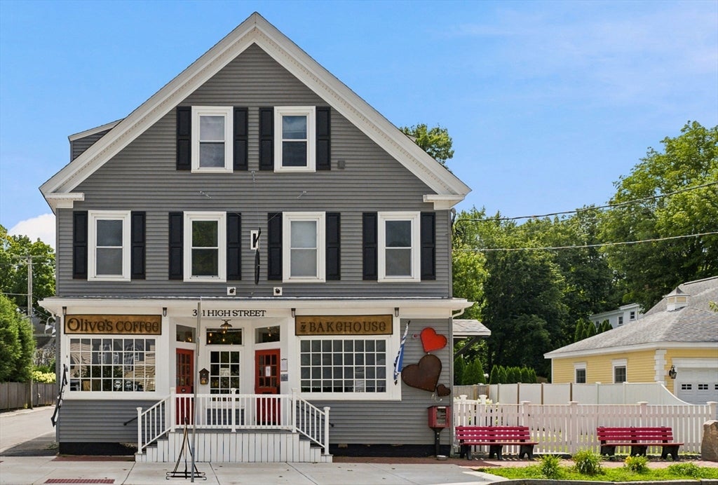 341 High St #3, Newburyport, MA, 341 High St #3, Newburyport, MA Photo #2