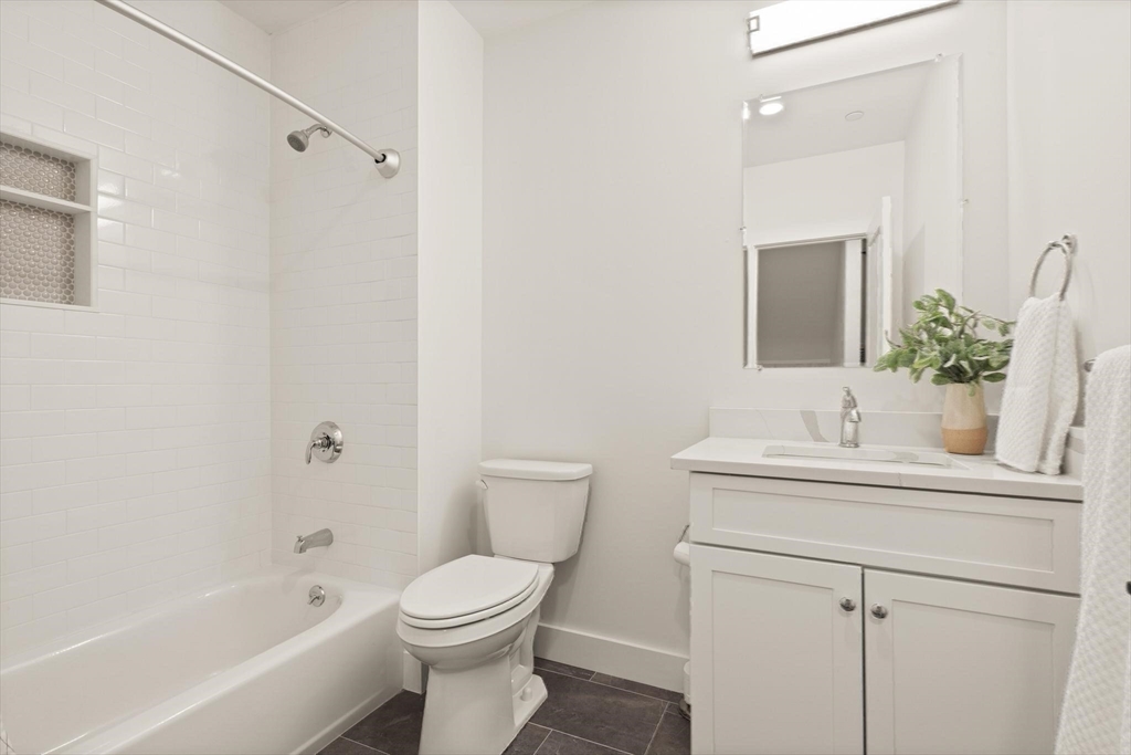 300 Albion Rd #302, Bedford, MA, 300 Albion Rd #302, Bedford, MA Photo #23