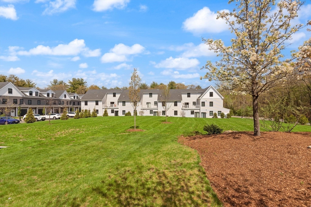 300 Albion Rd #302, Bedford, MA, 300 Albion Rd #302, Bedford, MA Photo #31