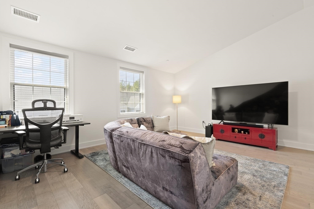 300 Albion Rd #302, Bedford, MA, 300 Albion Rd #302, Bedford, MA Photo #24