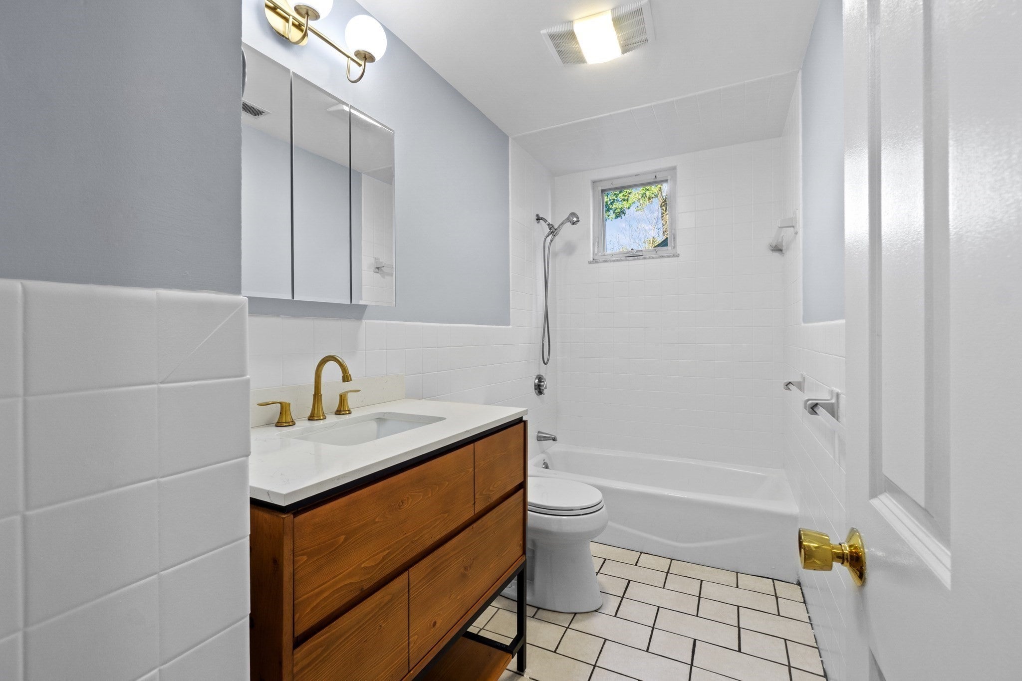 137 Poplar St #1, Boston, MA, 137 Poplar St #1, Boston, MA Photo #10