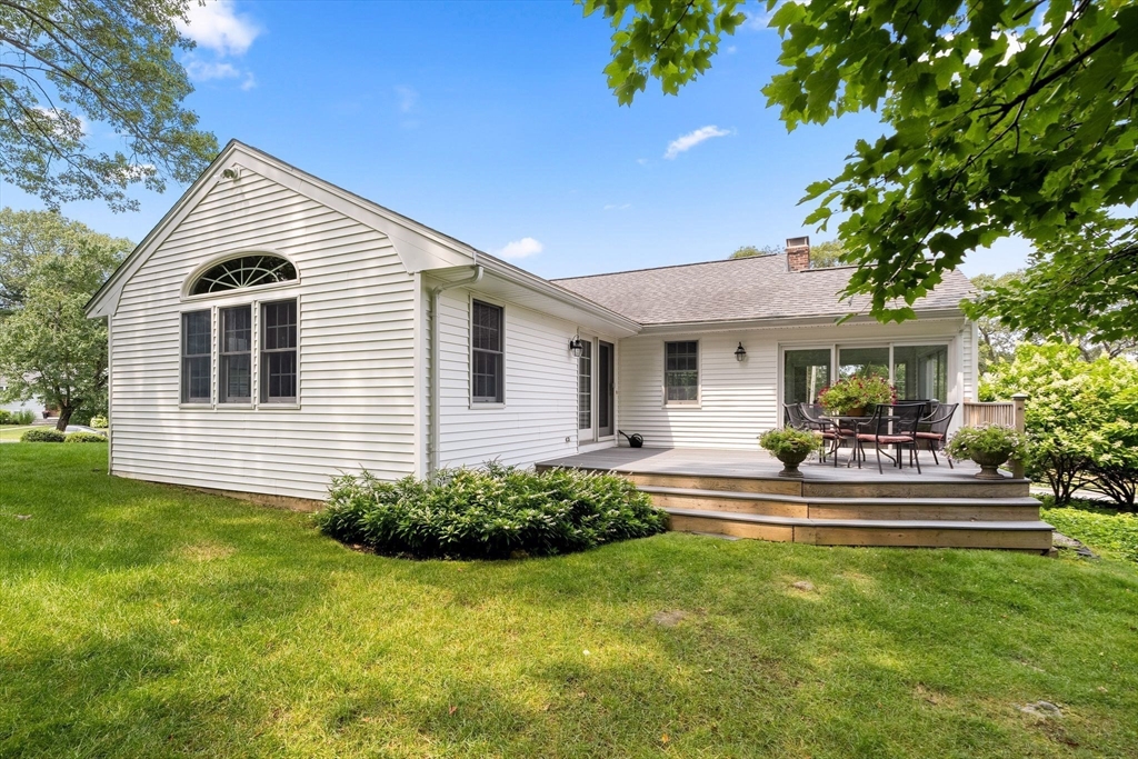 Winchester, Massachusetts 01890, United States, 3 Bedrooms Bedrooms, ,3 BathroomsBathrooms,Residential,Active,191060