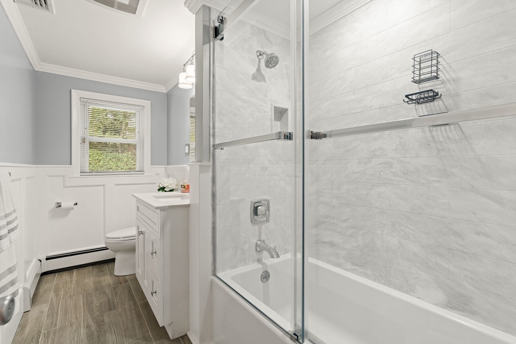 Winchester, Massachusetts 01890, United States, 3 Bedrooms Bedrooms, ,3 BathroomsBathrooms,Residential,Active,191060