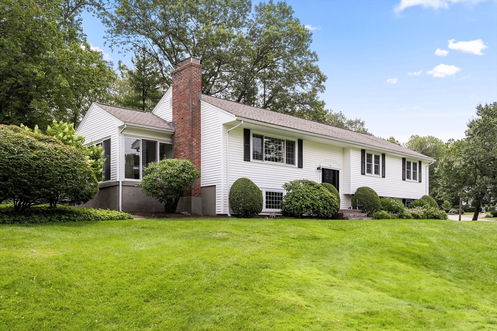 9 Pilgrim Dr
