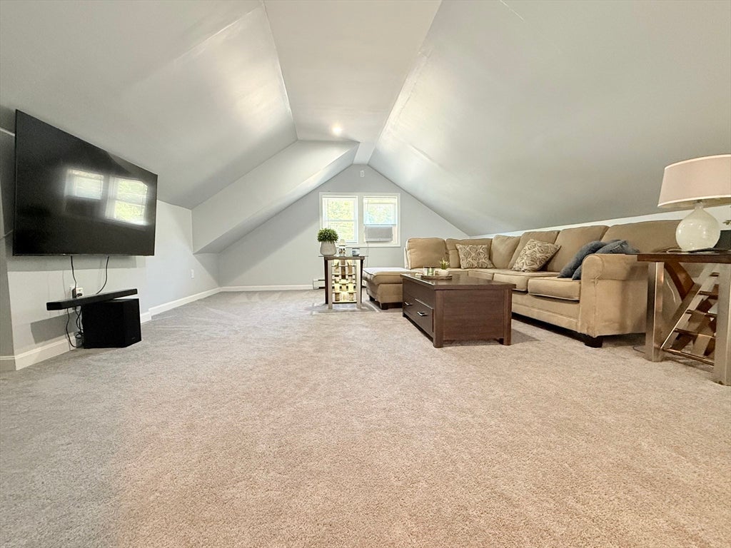 21 Helen Dr, Marlborough, MA Photo #25