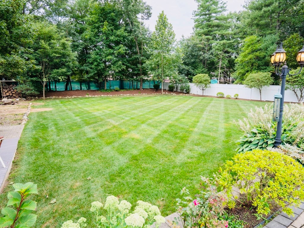 21 Helen Dr, Marlborough, MA Photo #30