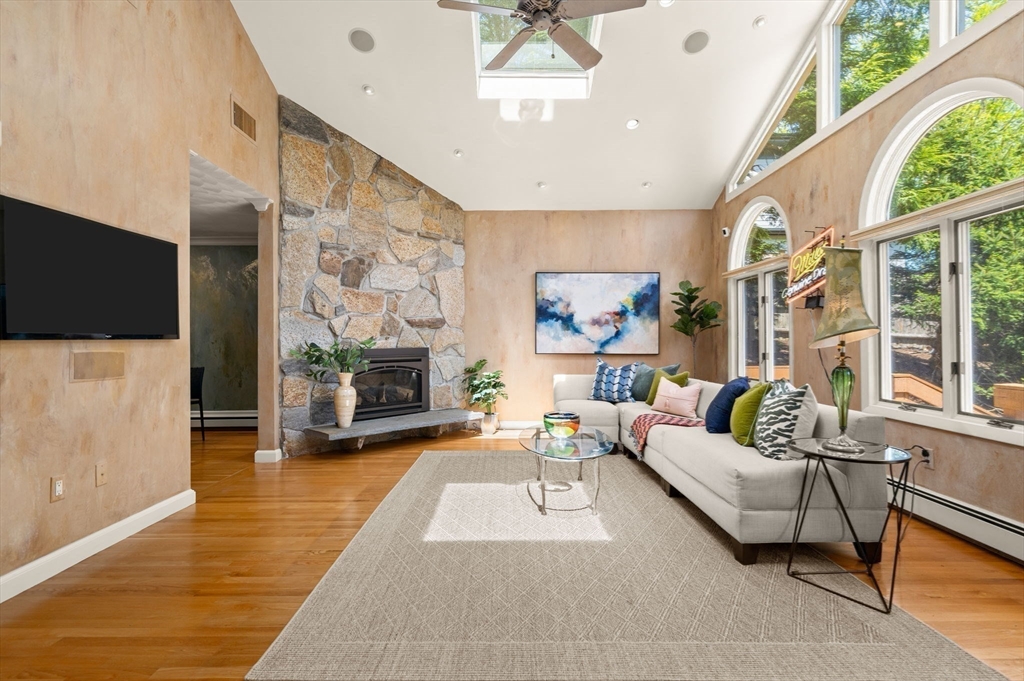 176 Paulson Rd