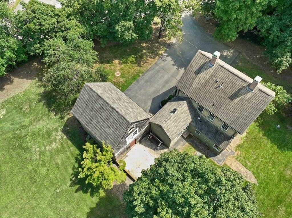 10 Poquanticut Ave, Easton, MA Photo #2