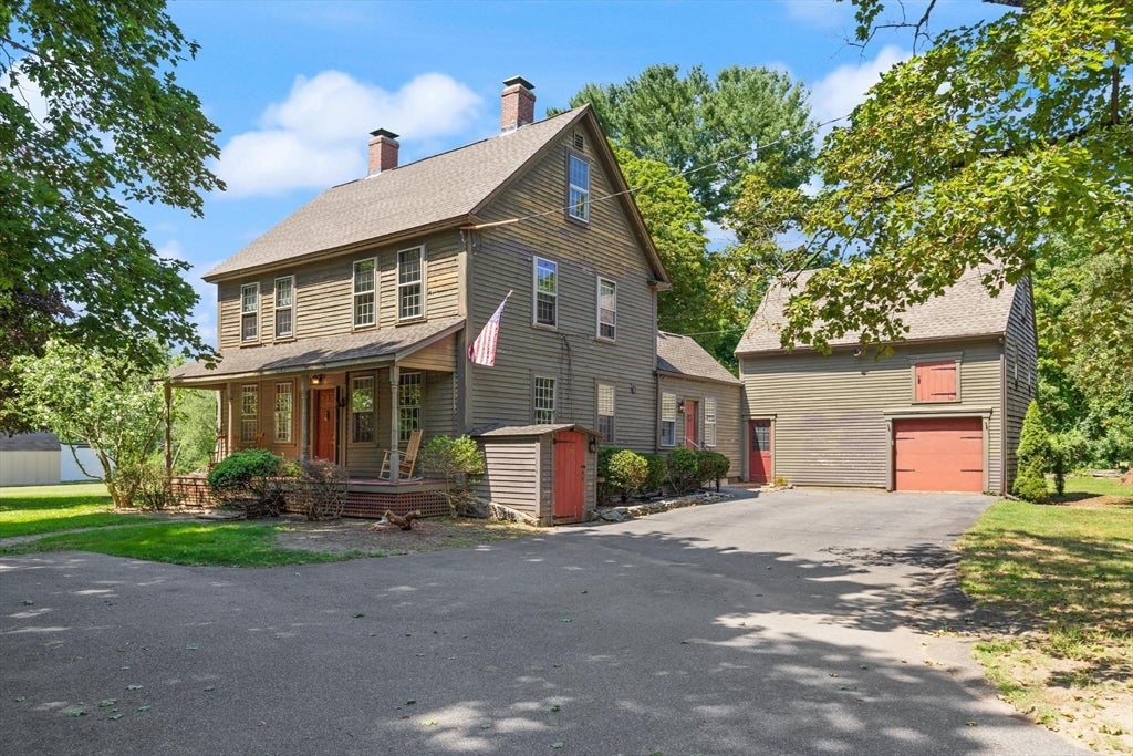 10 Poquanticut Ave, Easton, MA Photo #1