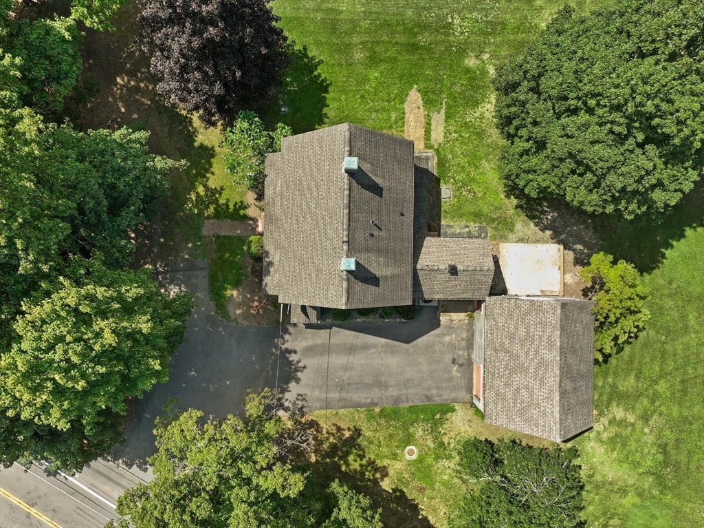 10 Poquanticut Ave, Easton, MA Photo #3