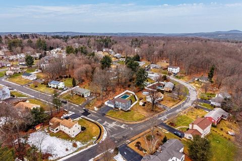 136 Winthrop Ln. Holden MA 01520