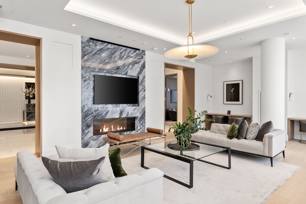 100 Shawmut 310