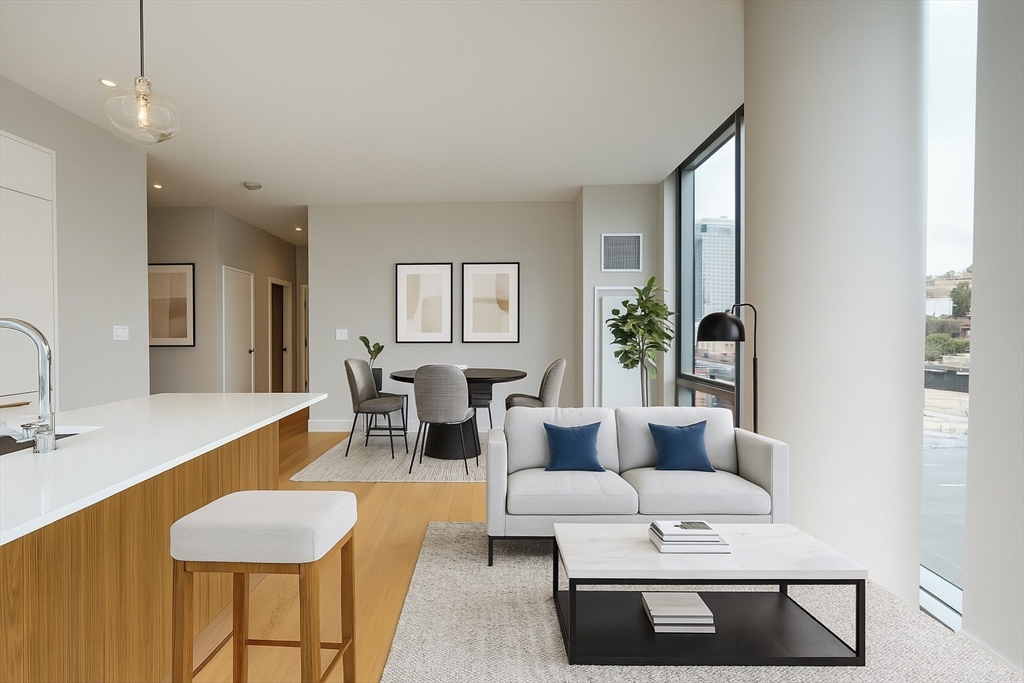 100 Shawmut 310