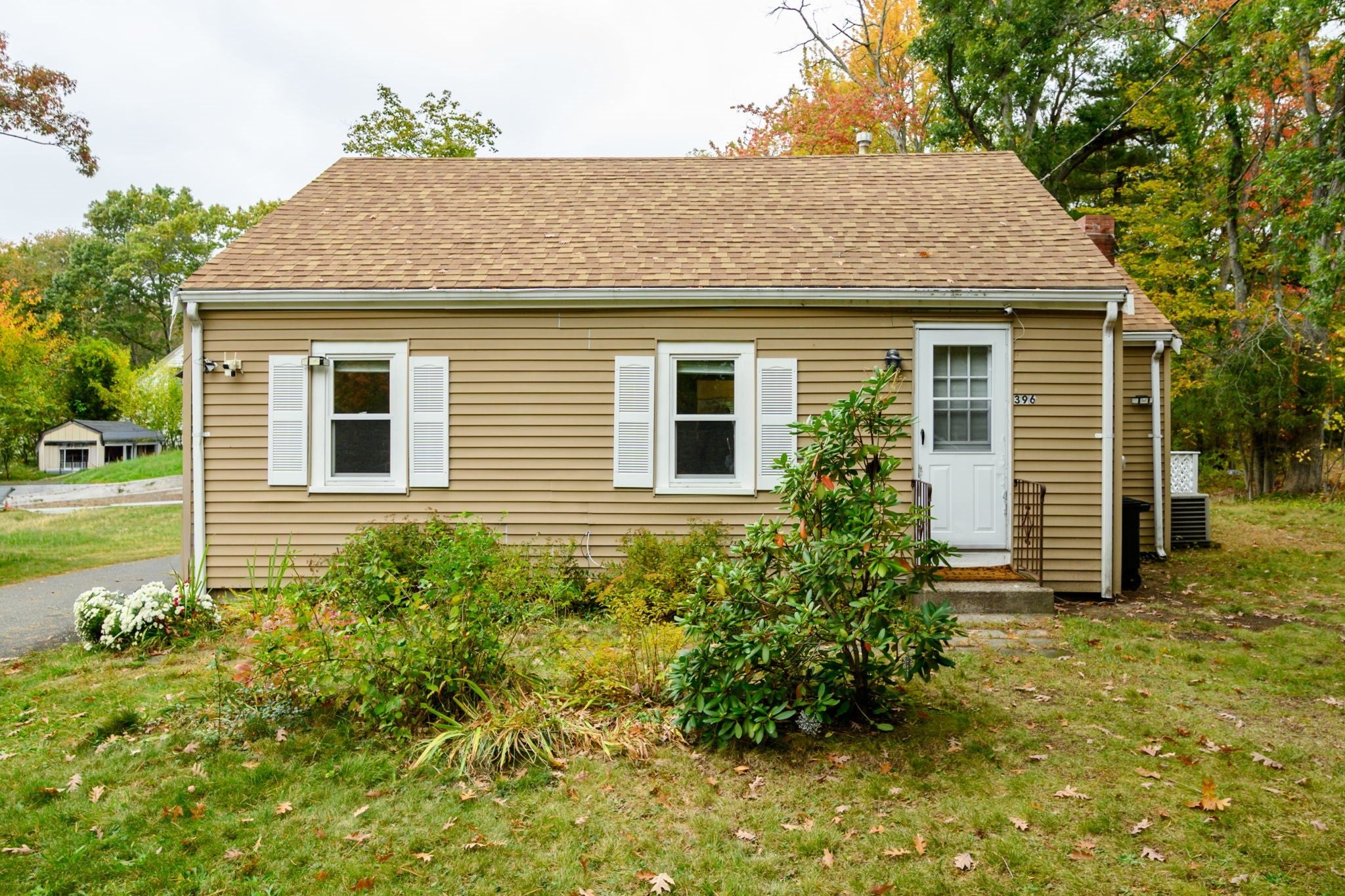 396 Willow St, Stoughton, MA, 396 Willow St, Stoughton, MA Photo #2