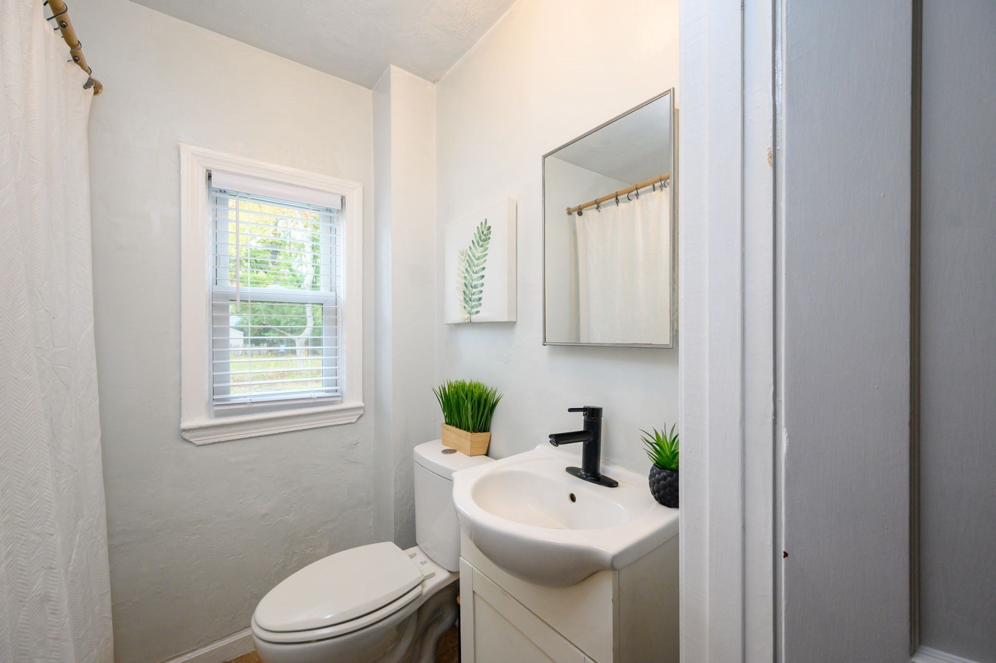 396 Willow St, Stoughton, MA, 396 Willow St, Stoughton, MA Photo #10