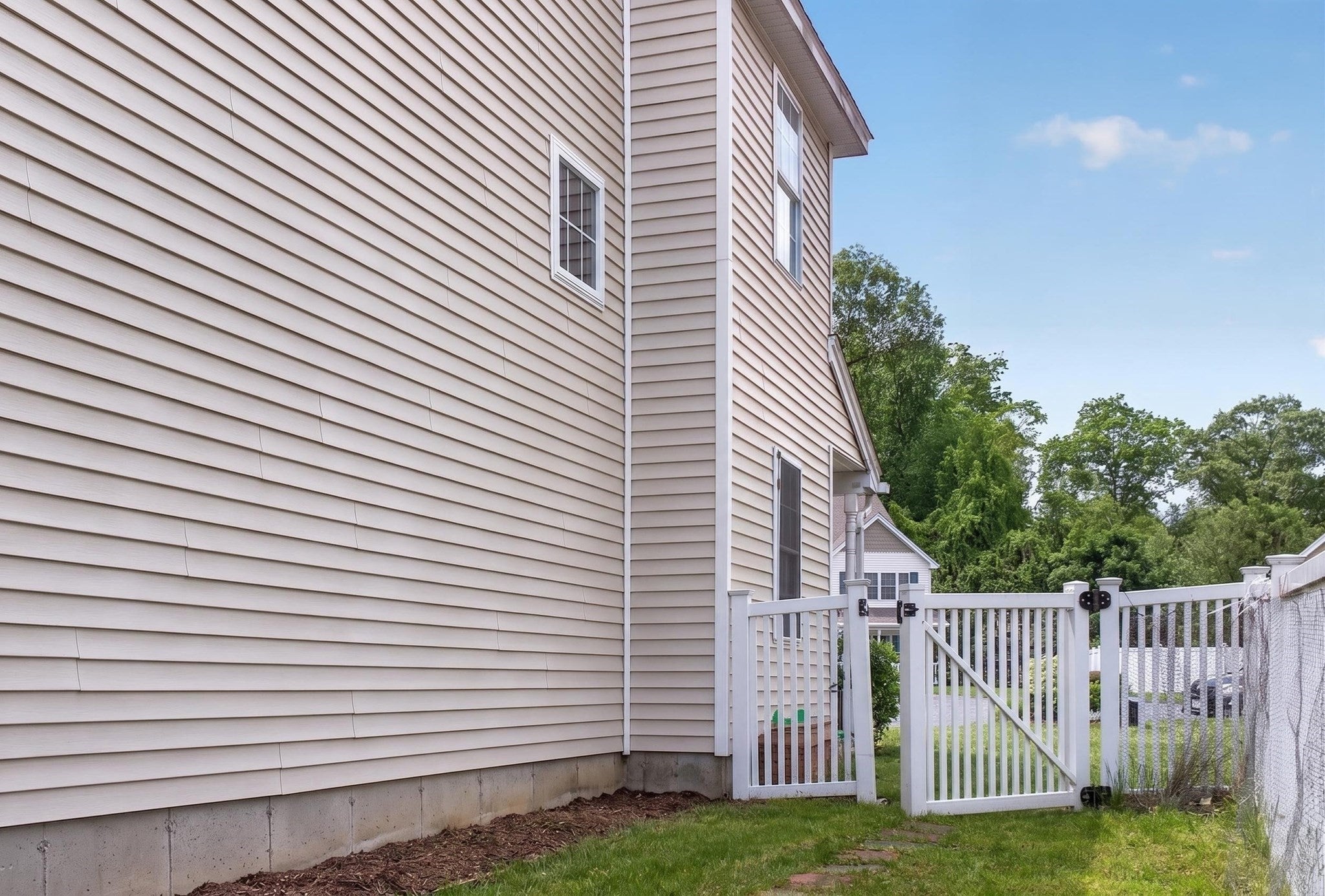 18 Frongillo Farm Rd, Worcester, MA Photo #18