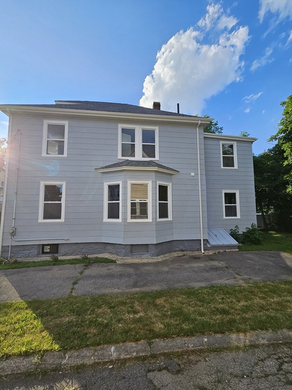 30 Massasoit St