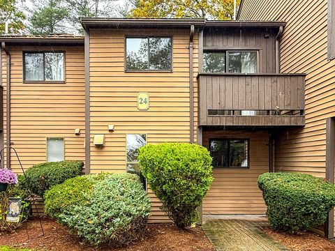 Photo of 24 Wilson St #4, Marlborough, MA 01752 (MLS # 73451218)