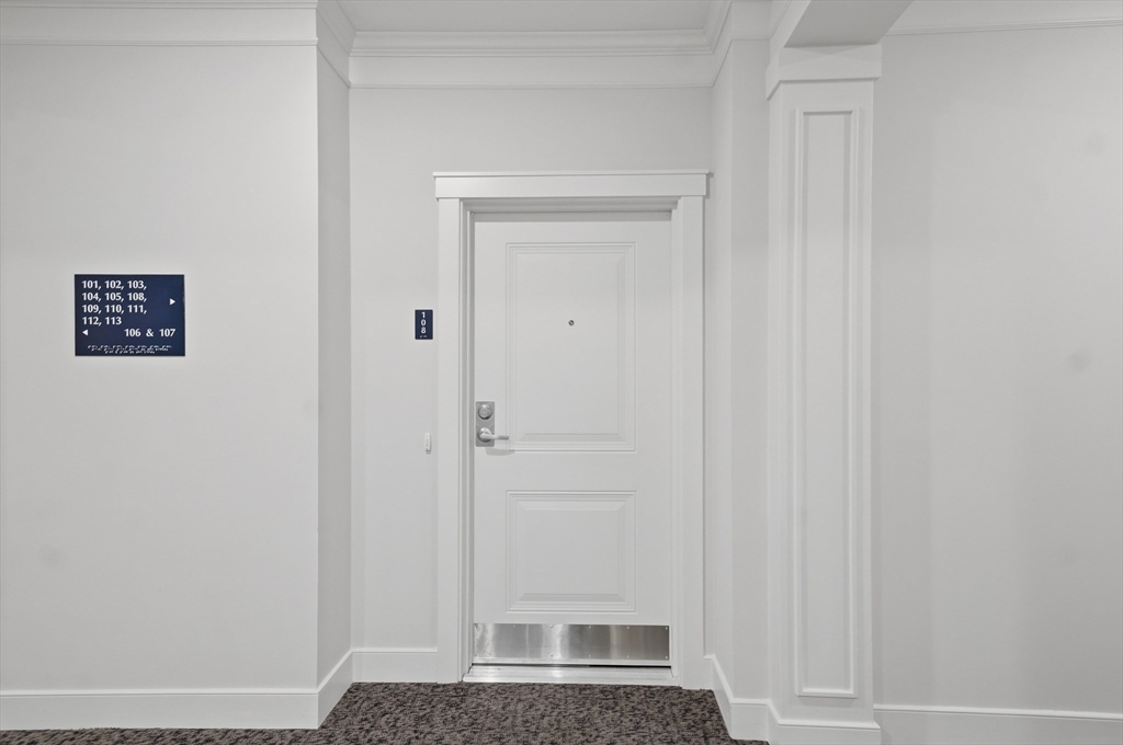 320 Martins Landing 108