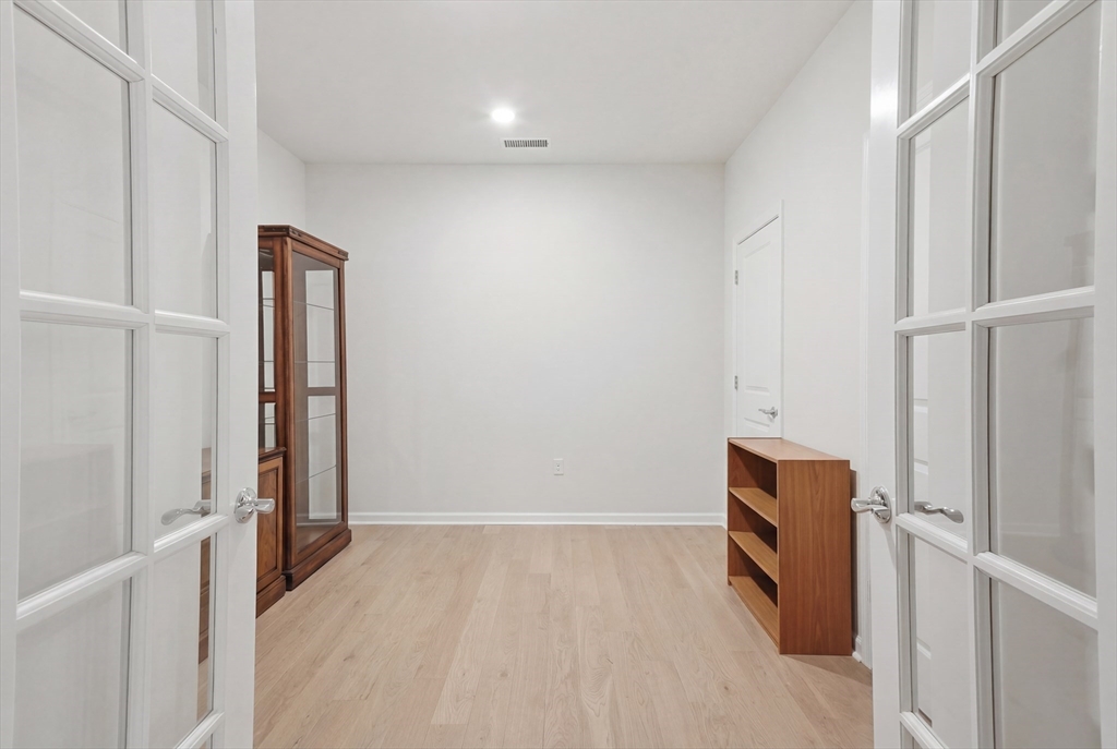 320 Martins Landing 108