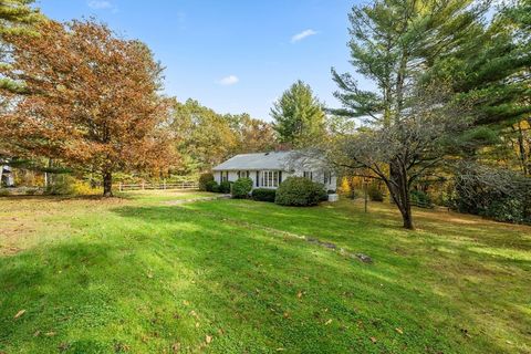 55 Warren St Boylston MA 01505