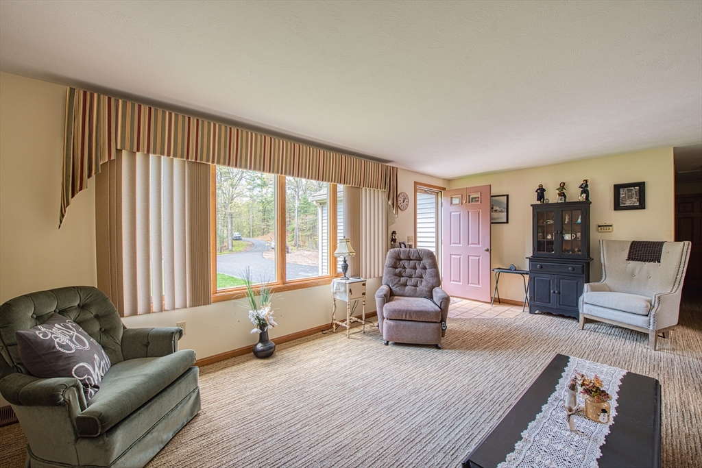 1034 Plymouth Street, East Bridgewater, MA Photo #9