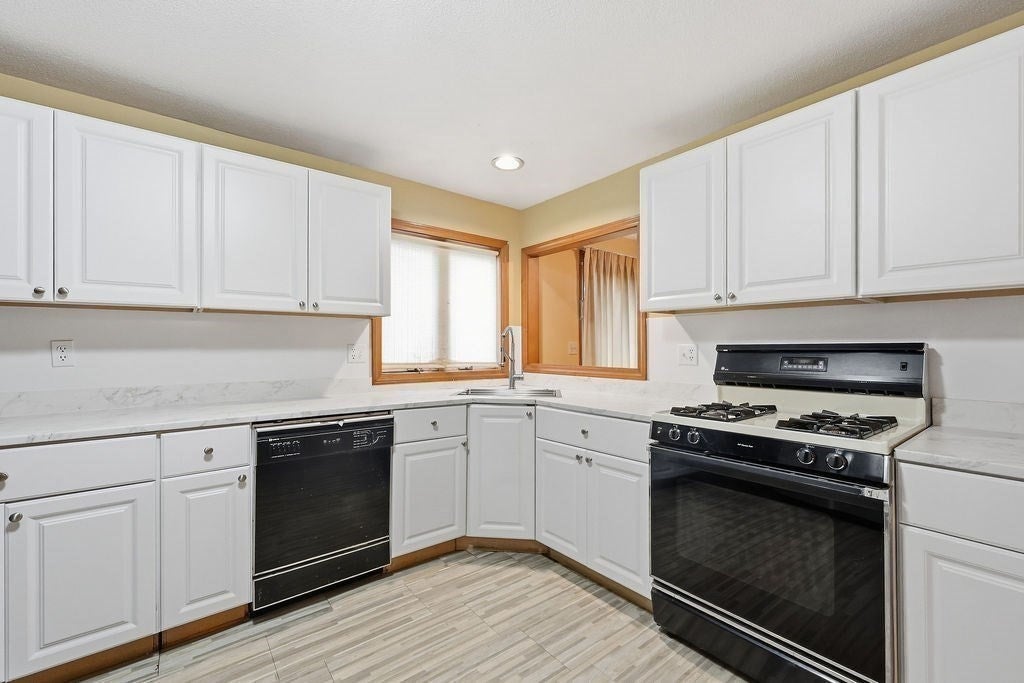 617 River Rd, Agawam, MA, 617 River Rd, Agawam, MA Photo #8