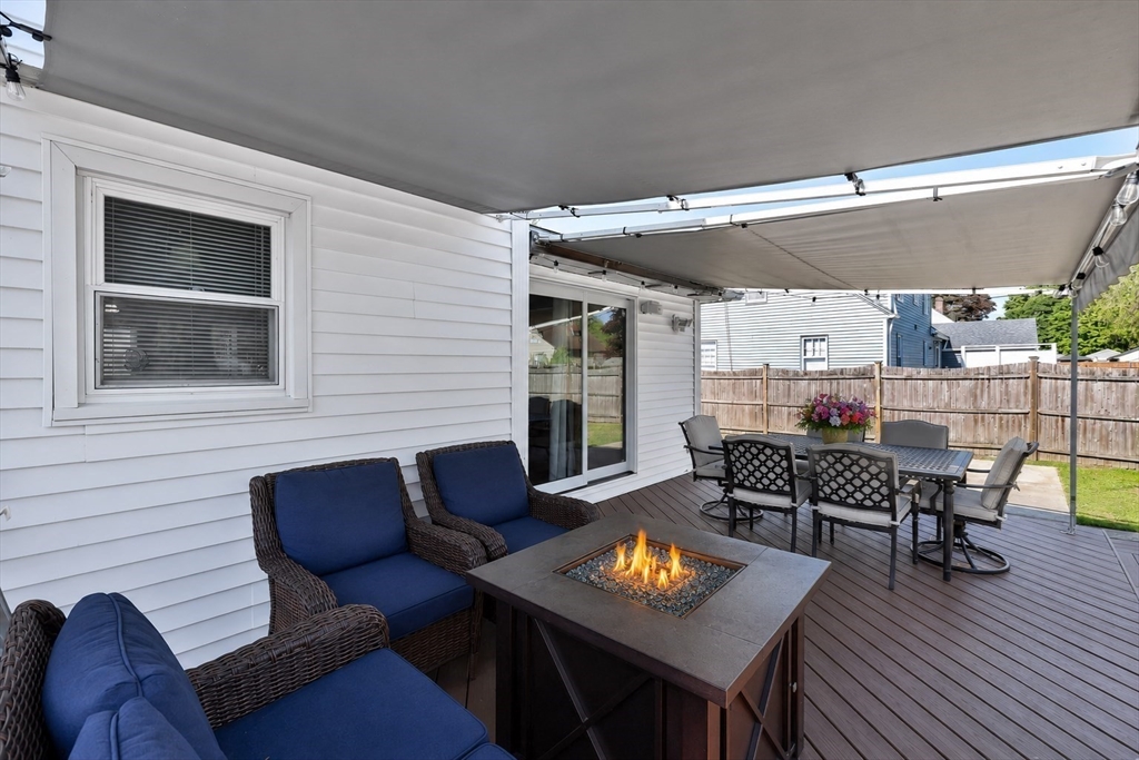 101 Frontenac Street, Chicopee, MA Photo #33