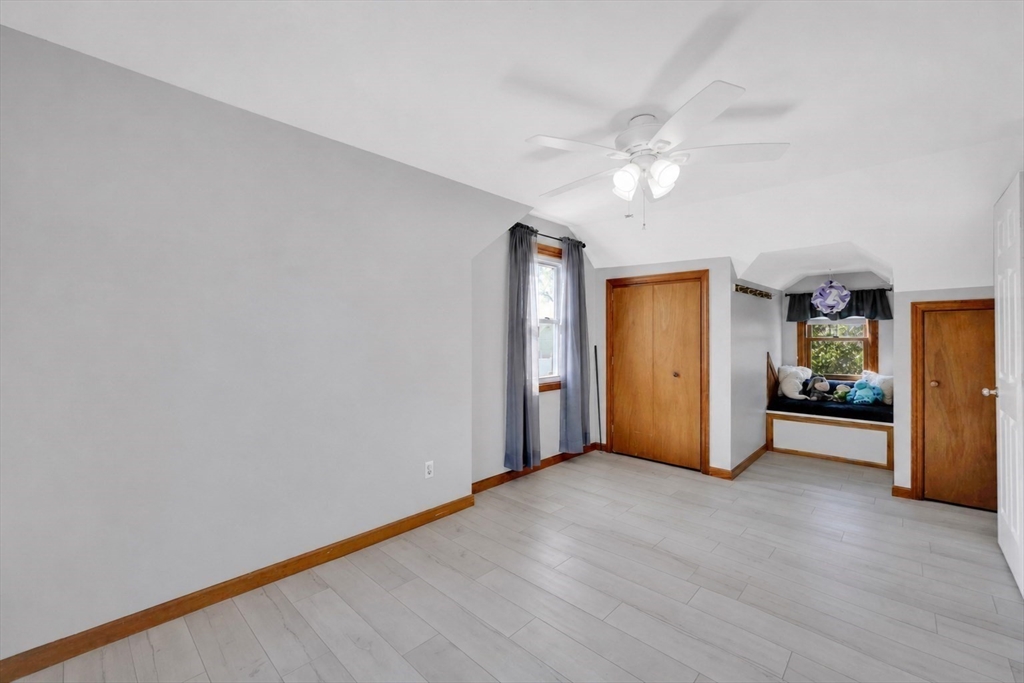 101 Frontenac Street, Chicopee, MA Photo #21