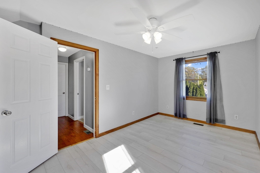 101 Frontenac Street, Chicopee, MA Photo #22