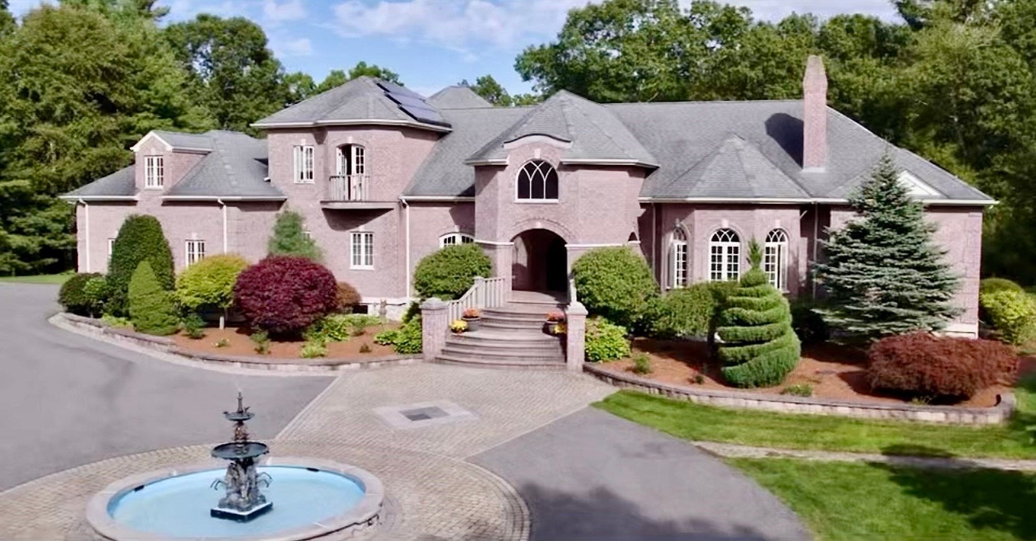 Photo of 2900 Amaral Way, Dighton, MA