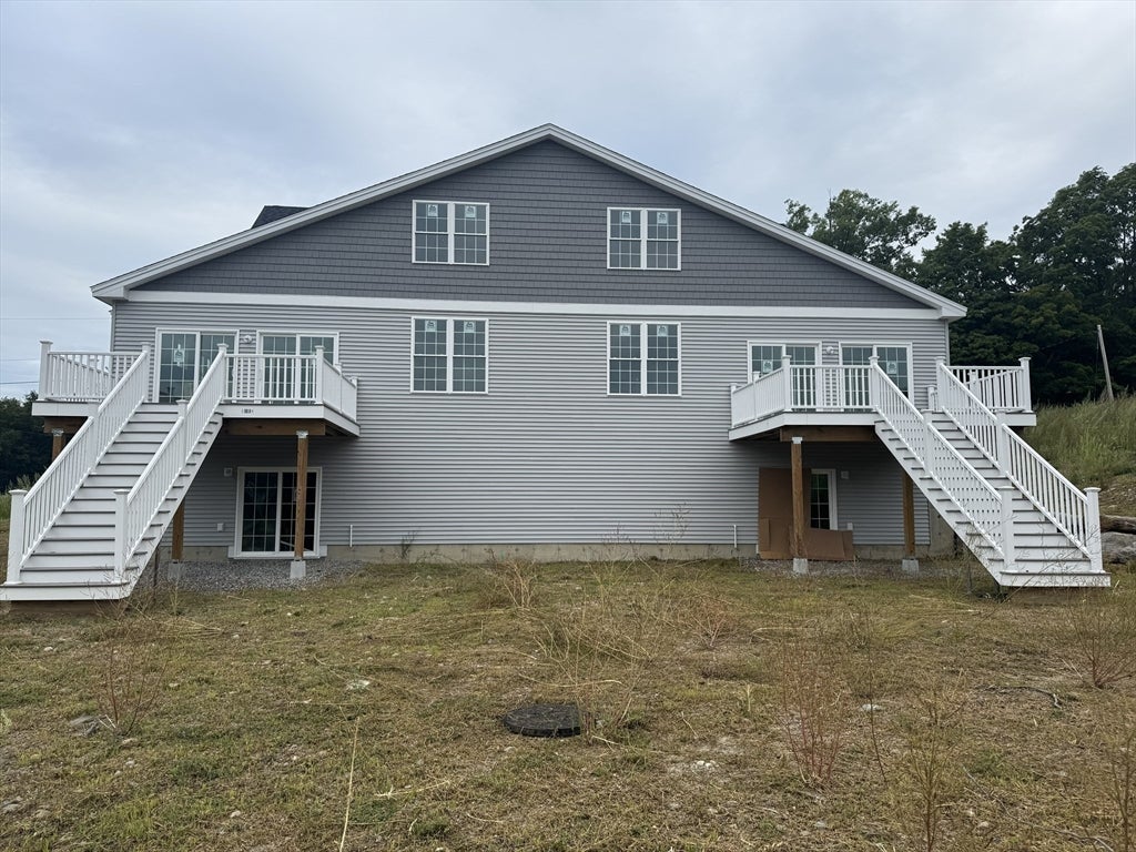 13 Pond St 13
