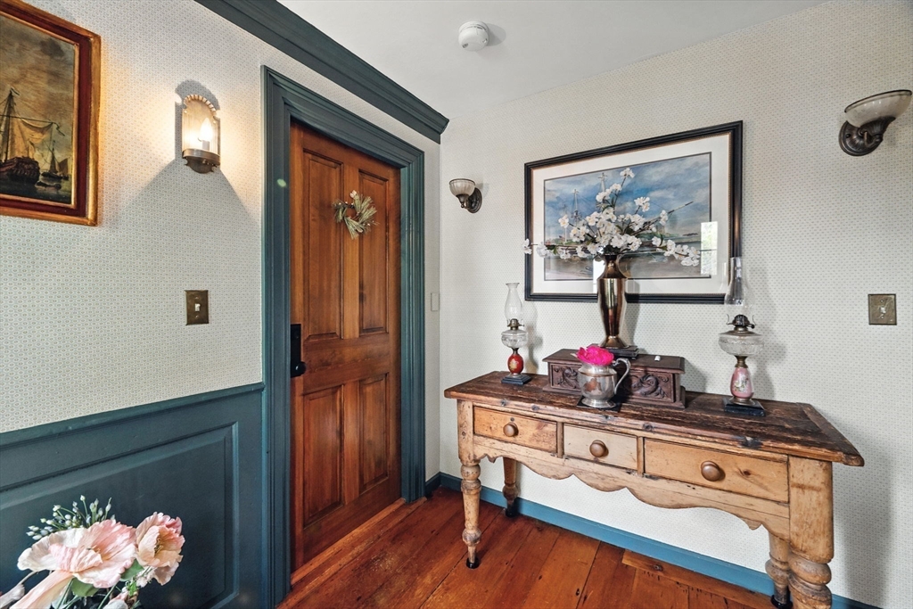 159 Elm St. 1