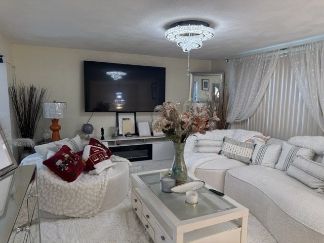 91 Drew Ave