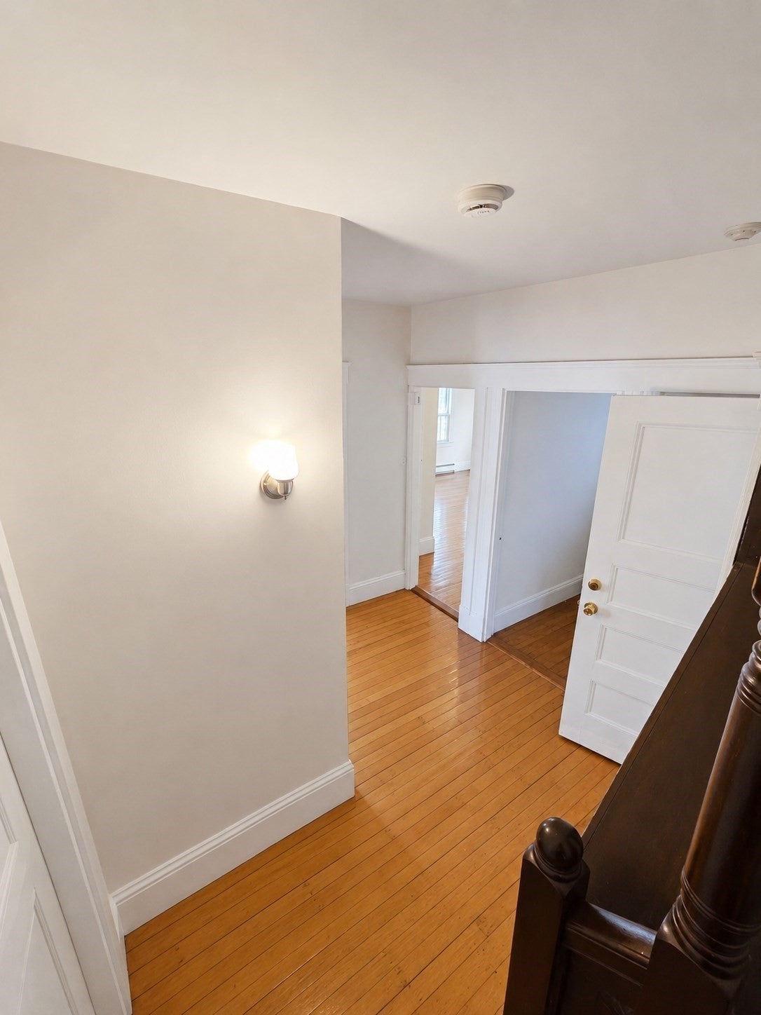 Click for 7 Moscow ST #2, Quincy, MA slideshow Click for 7 Moscow ST #2, Quincy, MA slideshow