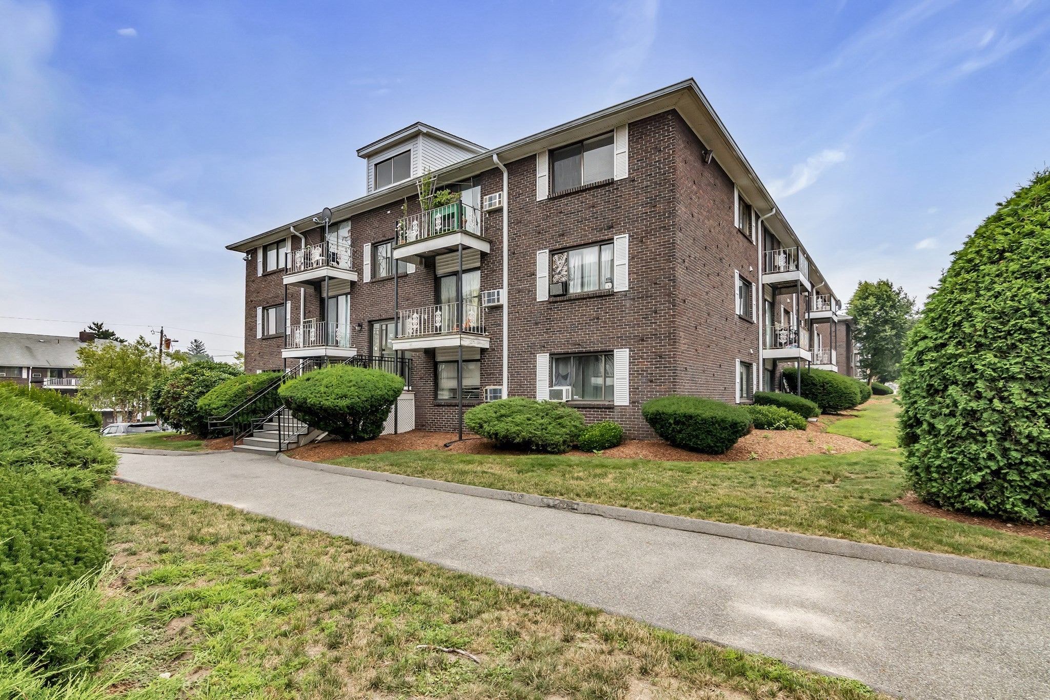 262 E Haverhill St #2, Lawrence, MA, 262 E Haverhill St #2, Lawrence, MA Photo #1