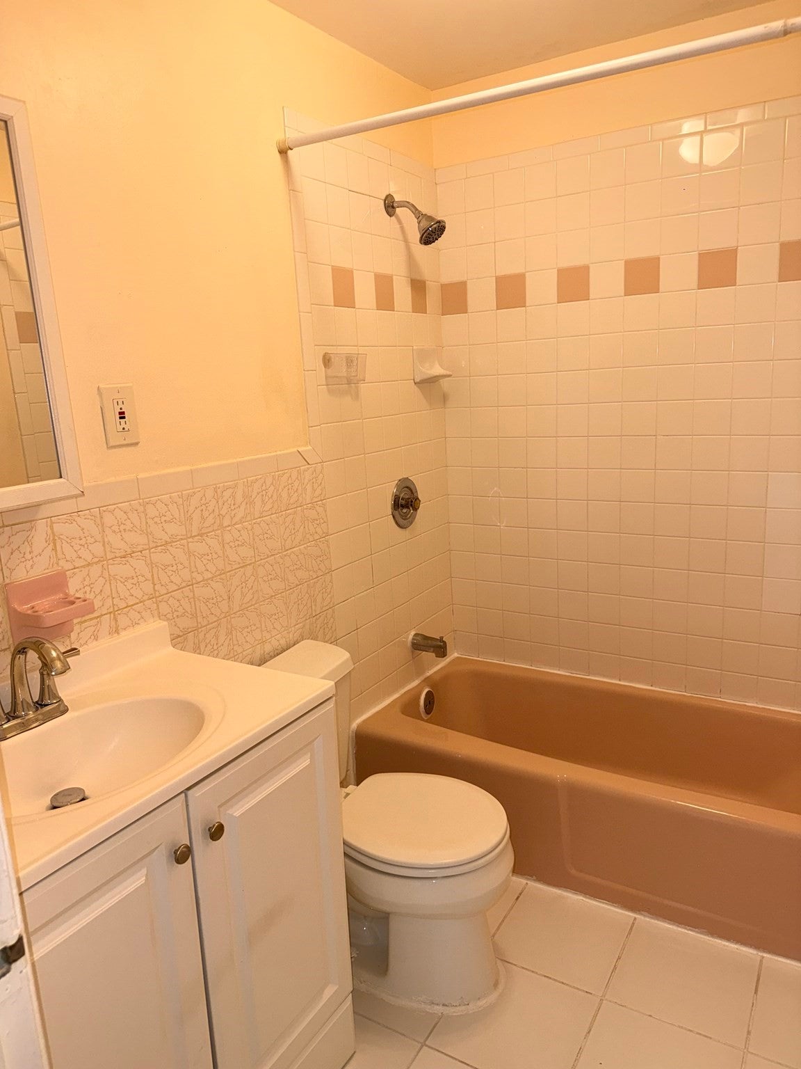 262 E Haverhill St #2, Lawrence, MA, 262 E Haverhill St #2, Lawrence, MA Photo #9