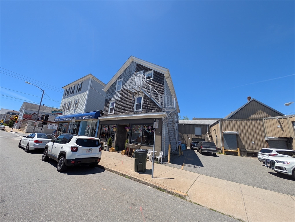 1777-1791 S Main St