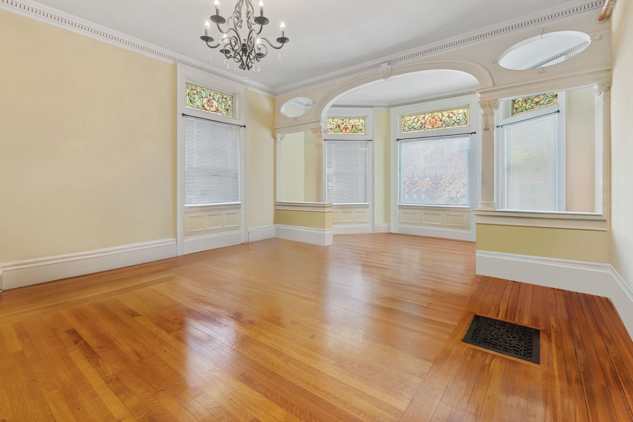 5 Claremont St, Worcester, MA Photo #6