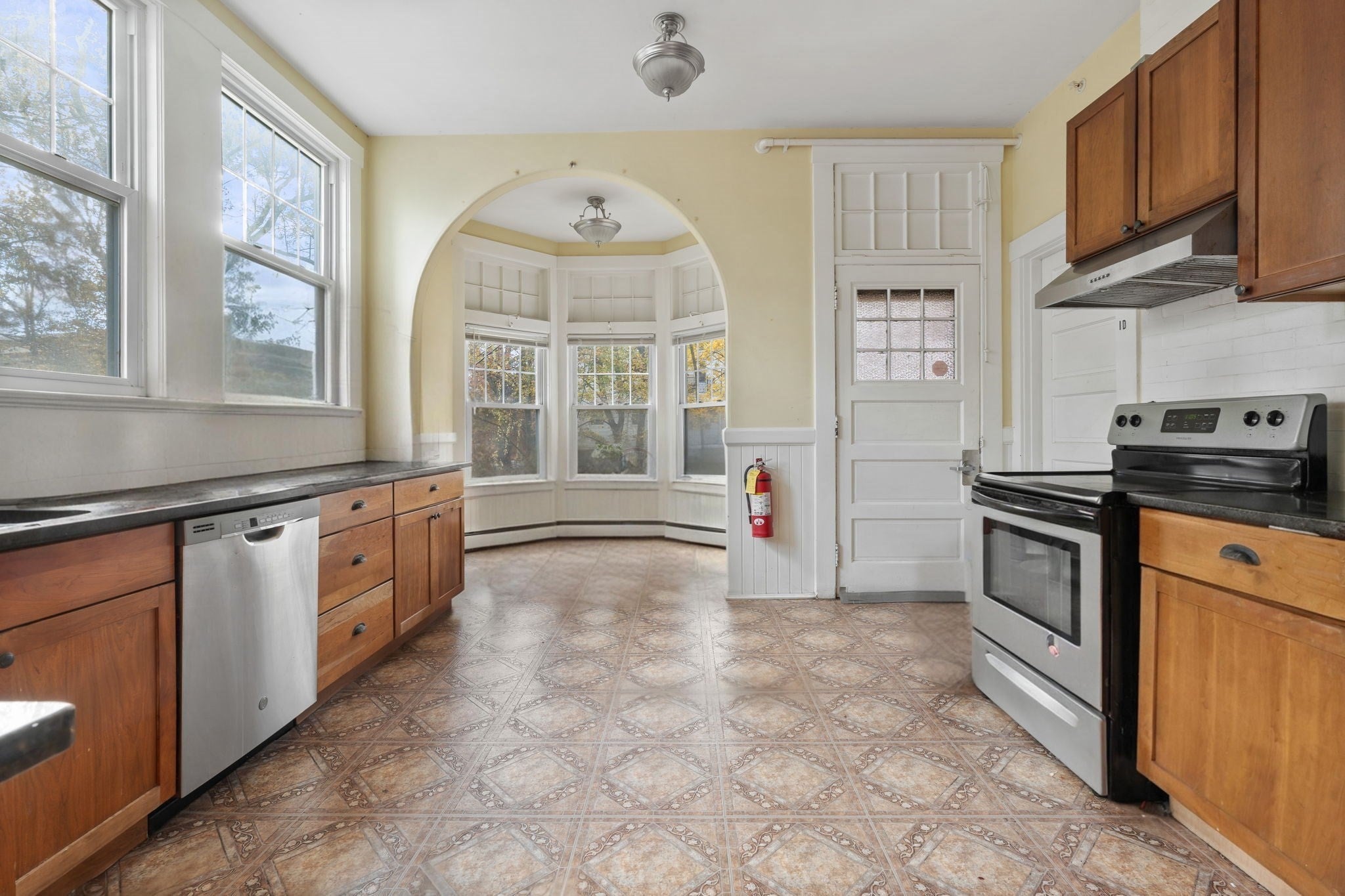 5 Claremont St, Worcester, MA Photo #7
