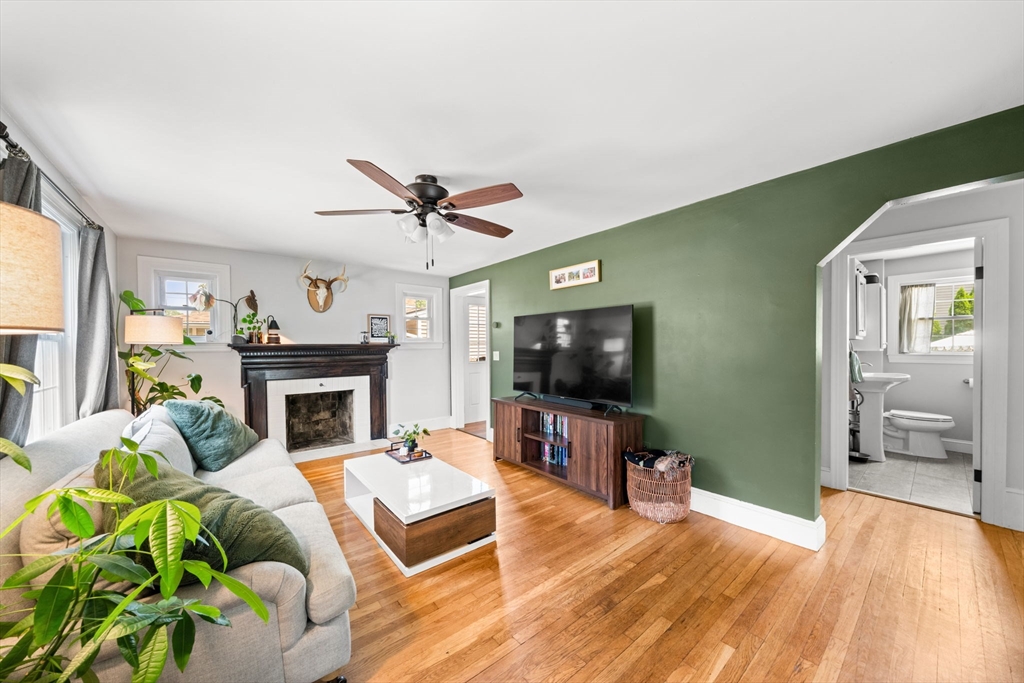 130 Chambly Ave
