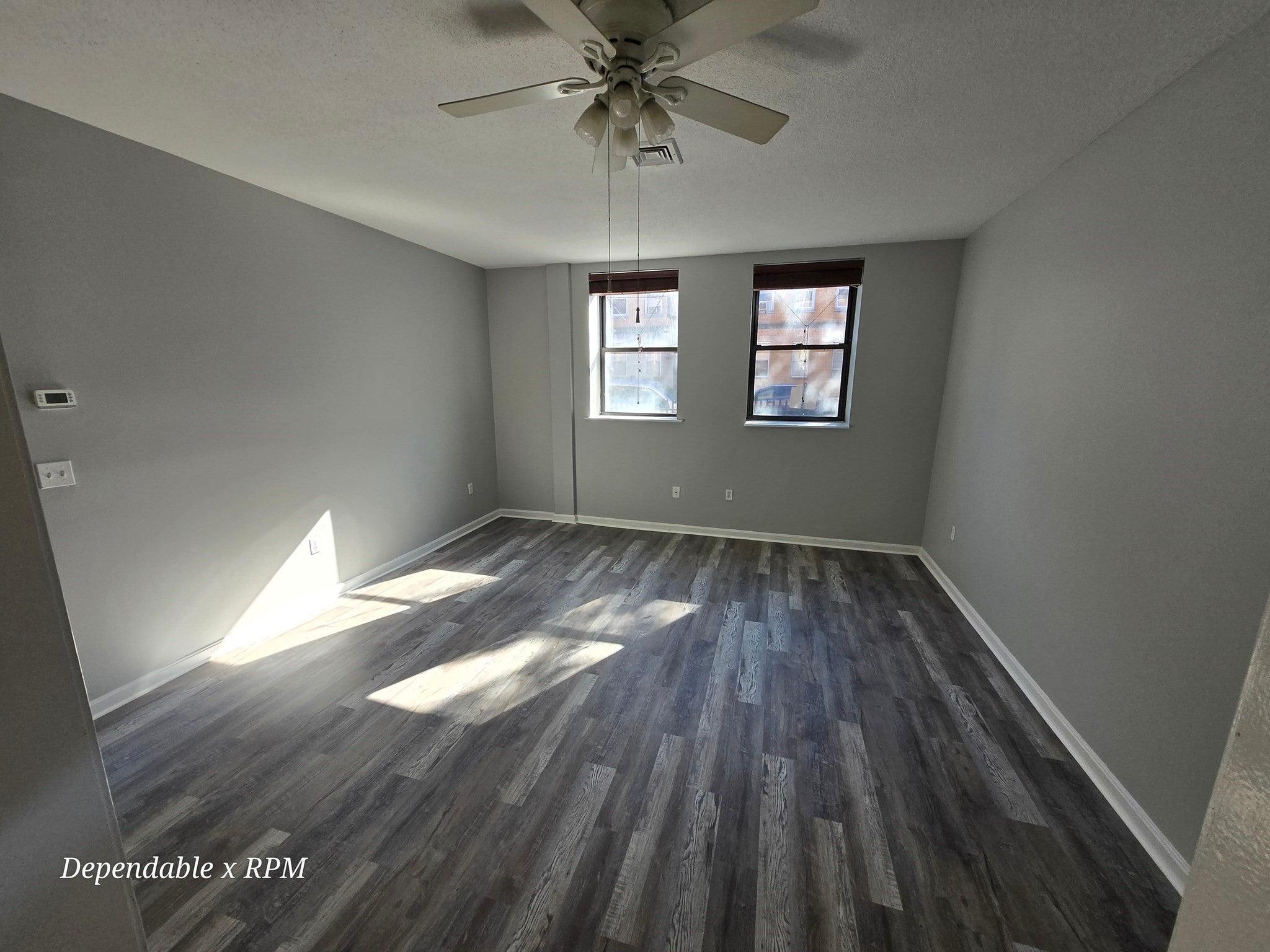 Click for 72 Lubec St #5, Boston, MA slideshow