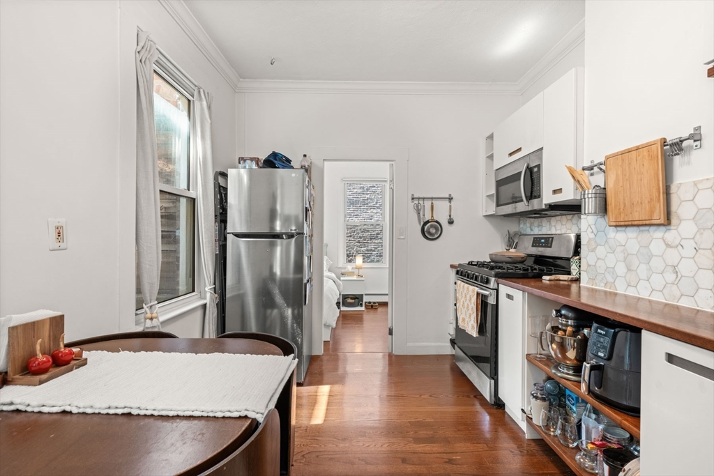 62 North Margin St 3