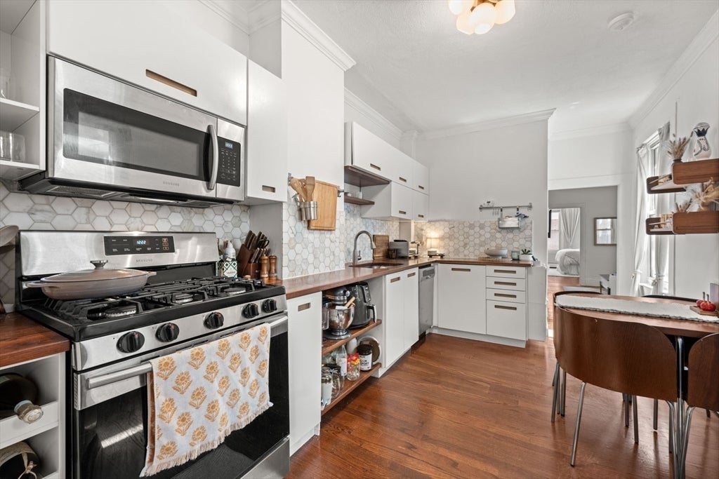 62 North Margin St 3