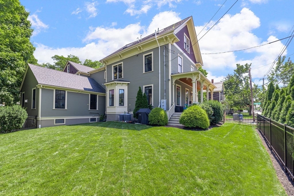 160 Walnut St A