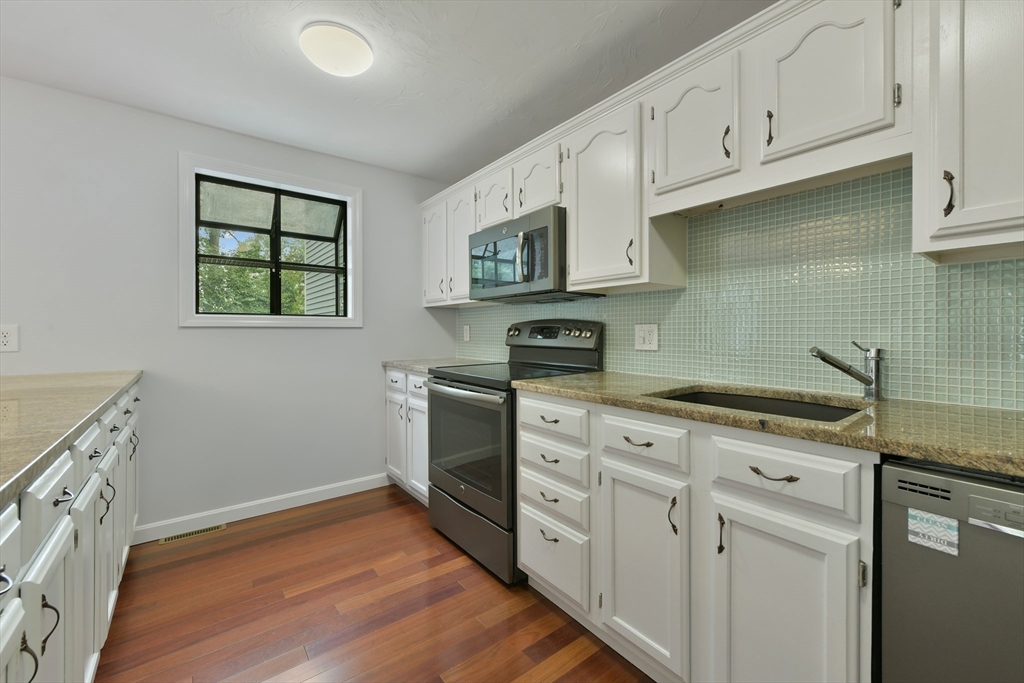 154 Bear Hill Rd 306