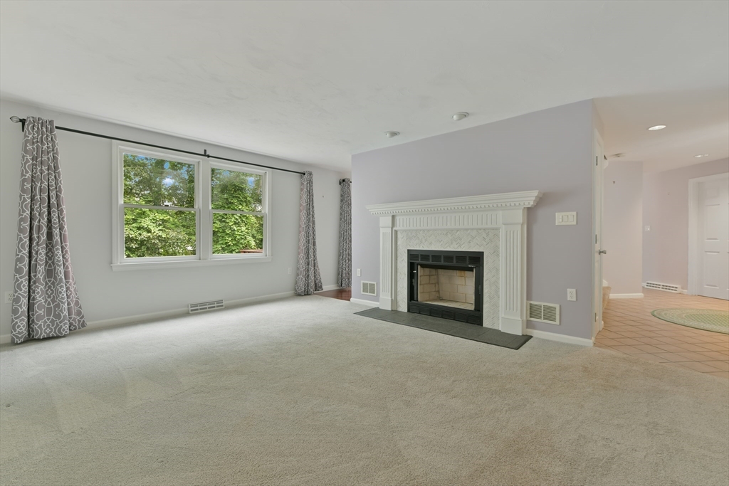154 Bear Hill Rd 306