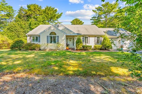 12 Yardarm Drive Mashpee MA 02649