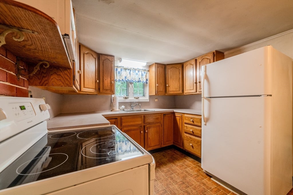 20 Bryant St, Dartmouth, MA, 20 Bryant St, Dartmouth, MA Photo #16